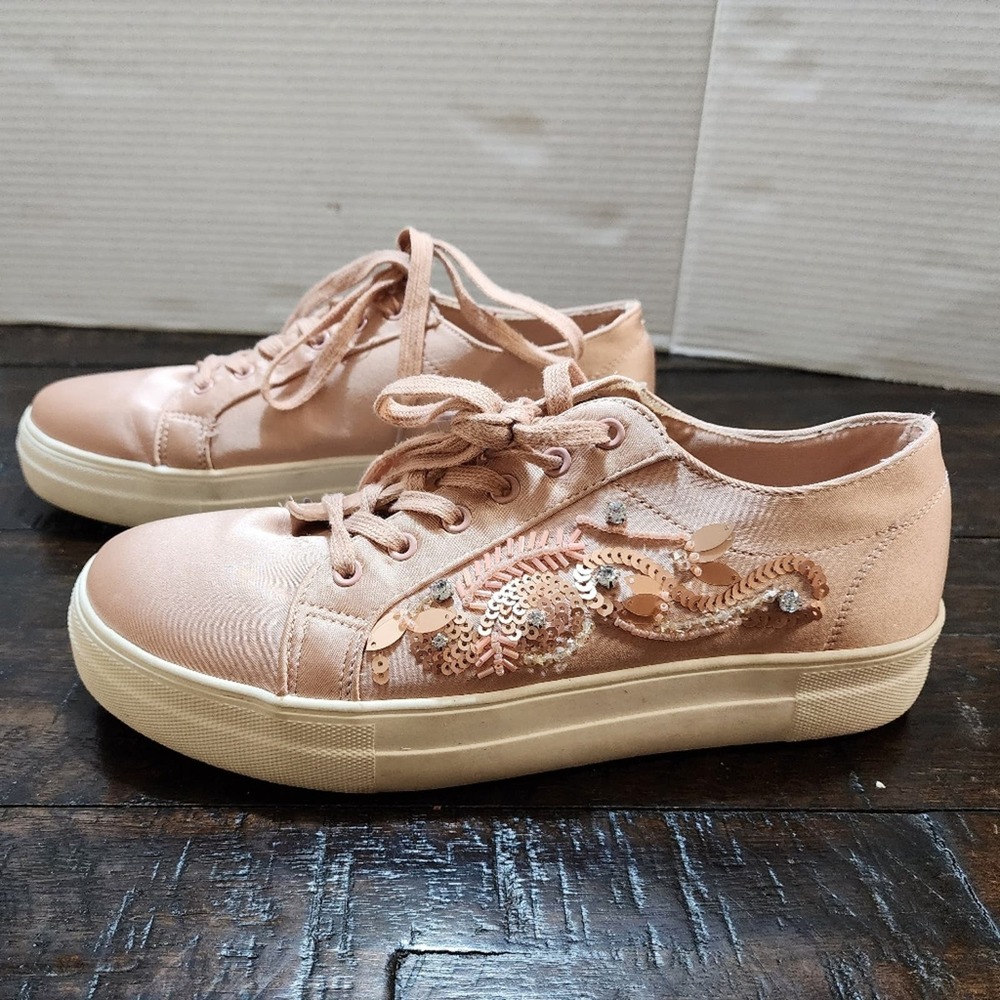 Madden Girl Astro pink jeweled and sequined Sneakers size 9.5 - Picture 9 of 11